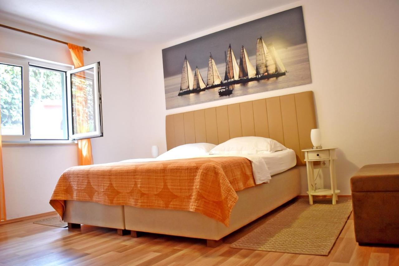 Apartmani Bozic Stobreč Εξωτερικό φωτογραφία