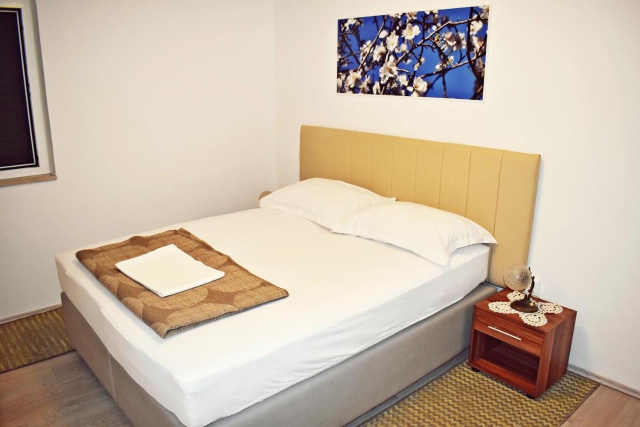 Apartmani Bozic Stobreč Εξωτερικό φωτογραφία